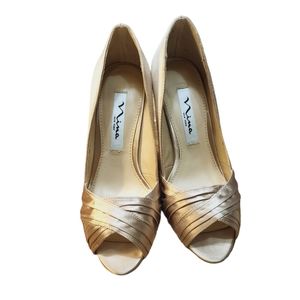 Nina Rhiyana Evening Pumps Taupe Crystal Sz 5W NWT
